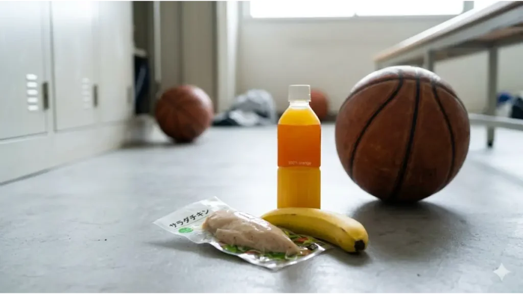 練習後に最適な補食セット。サラダチキン、バナナ、オレンジジュース。
